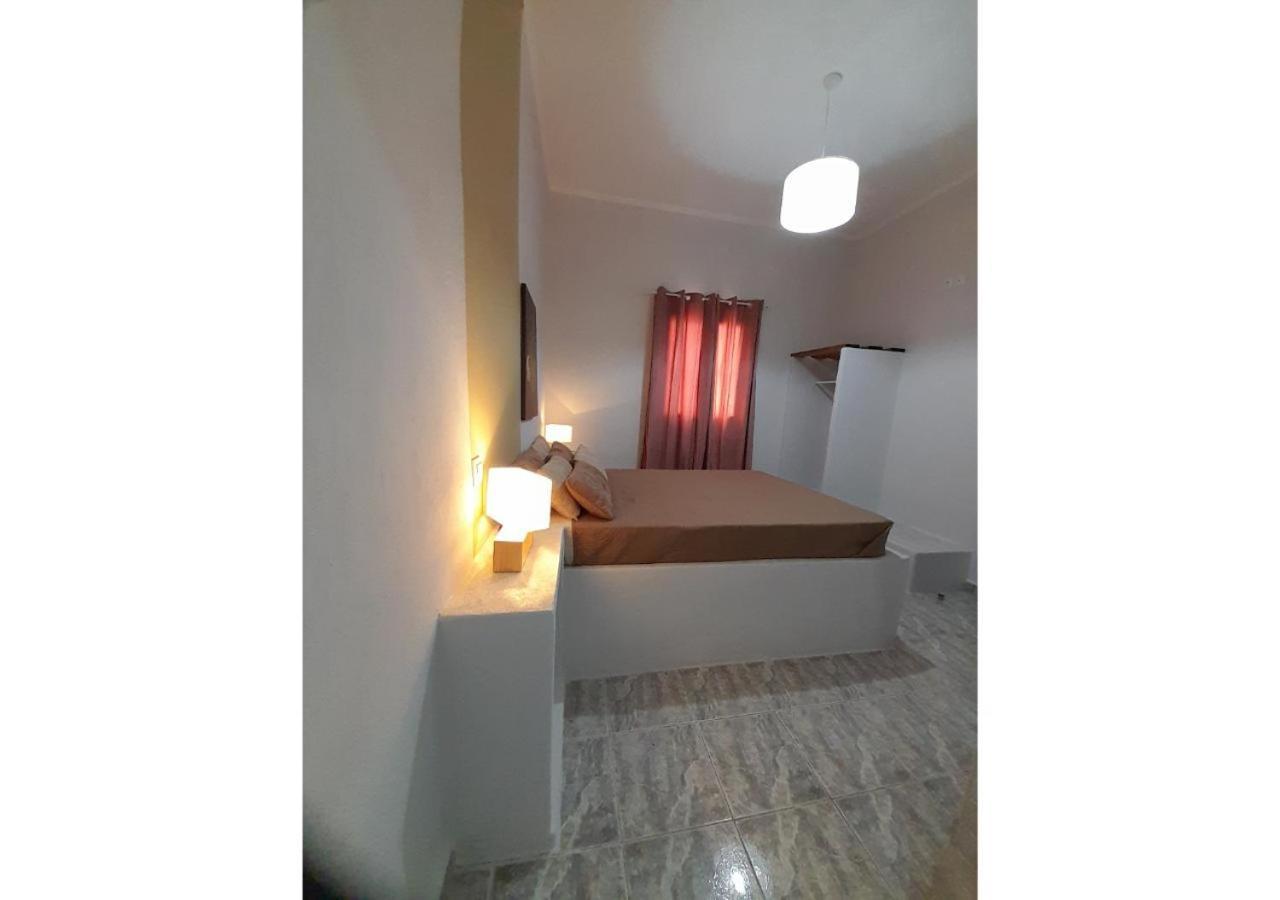 Overhill Apartments Adamas Bagian luar foto