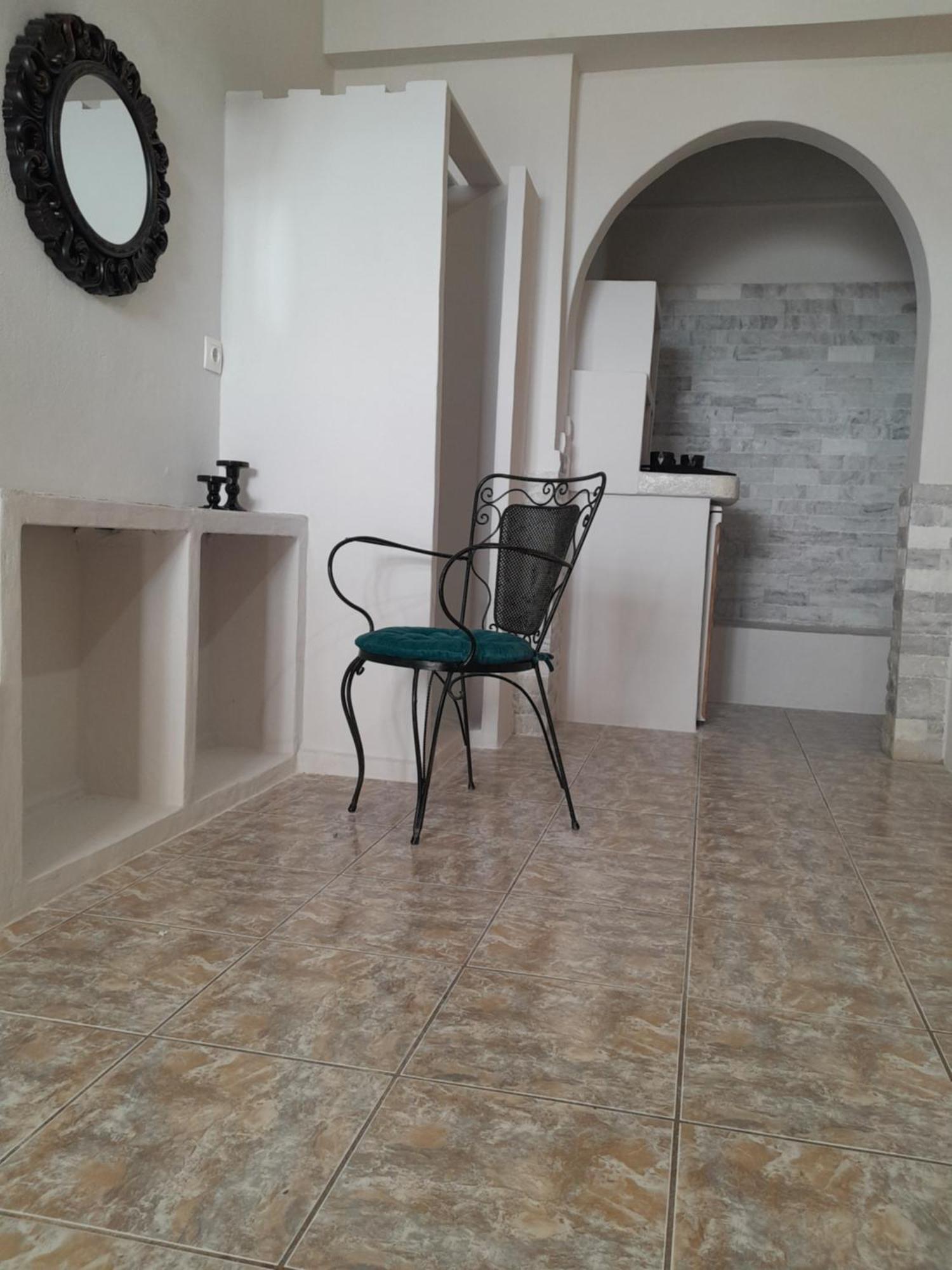 Overhill Apartments Adamas Bagian luar foto